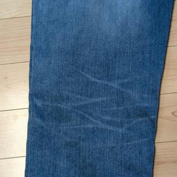 Women's Wide Leg Torrid Jeans - Picture 3 of 3